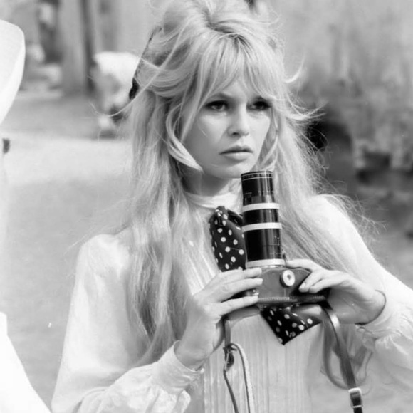 Hi Welcome to Chez Posh 🌸 - Picture 3 of 11